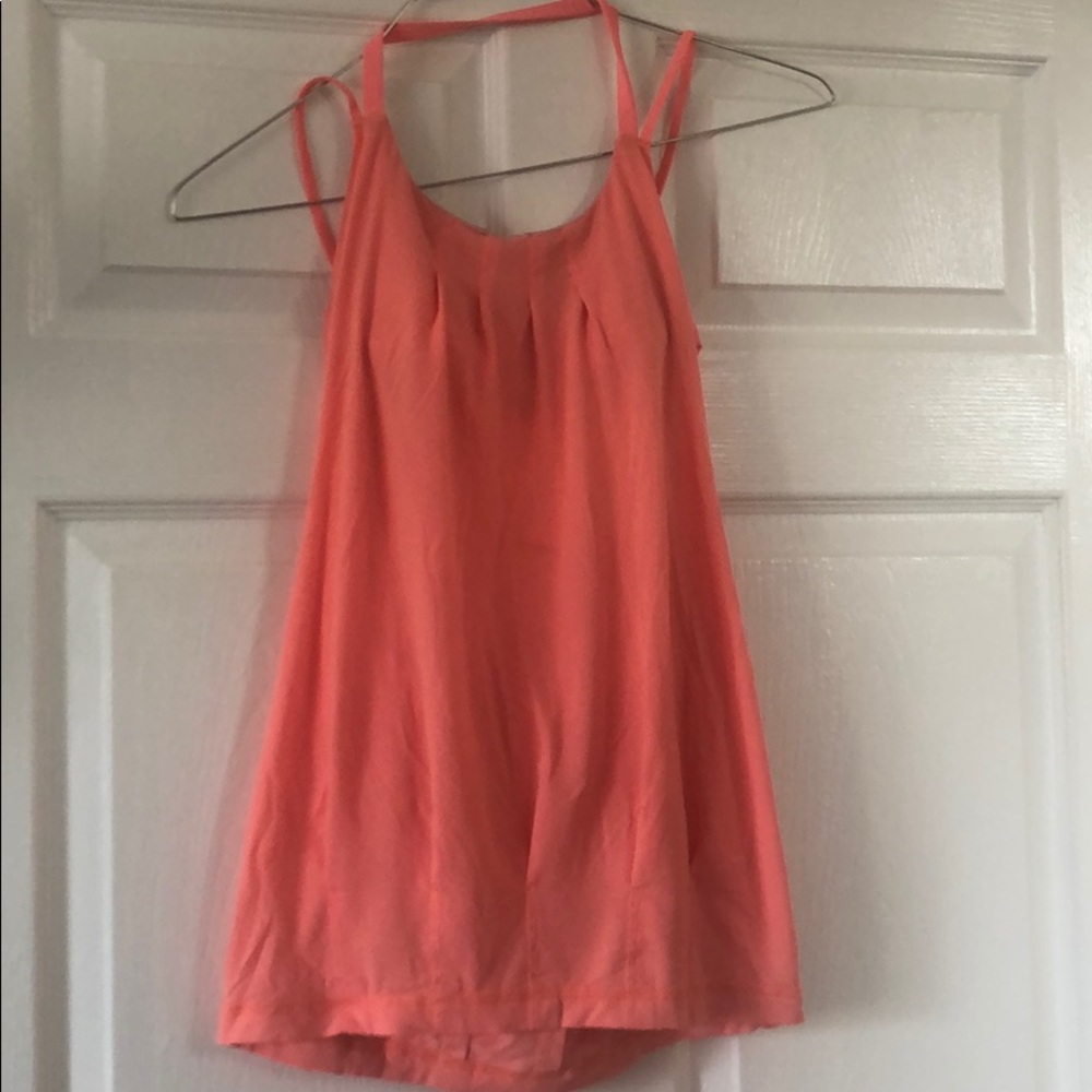 Lululemon top size 4